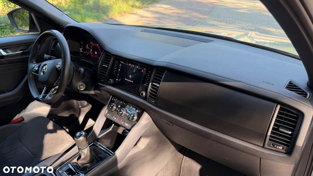 Skoda Kodiaq 1.5 TSI ACT 4x2 Sportline - 17