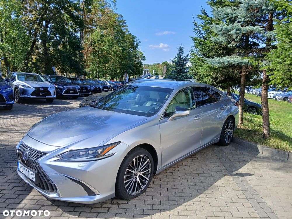 Lexus ES 300h Prestige - 2