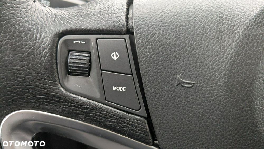Opel Antara - 26