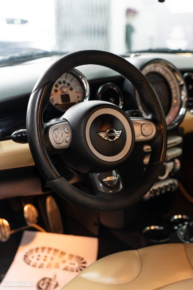 MINI Clubman John Cooper Works - 5