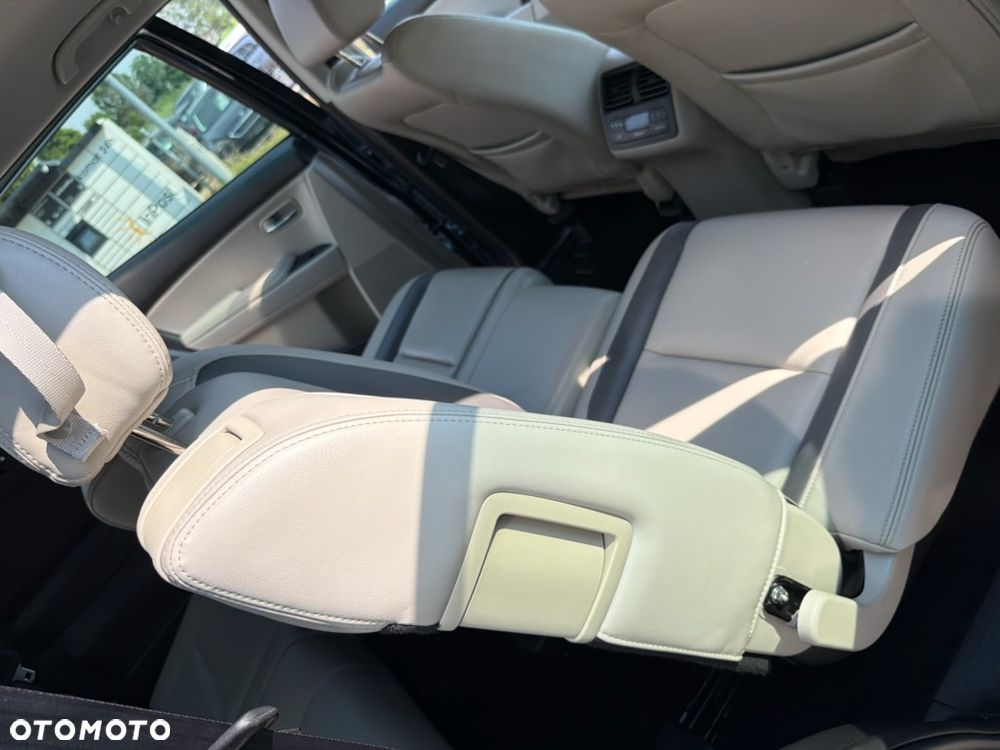 Mazda CX-9 3.7 V6 - 12