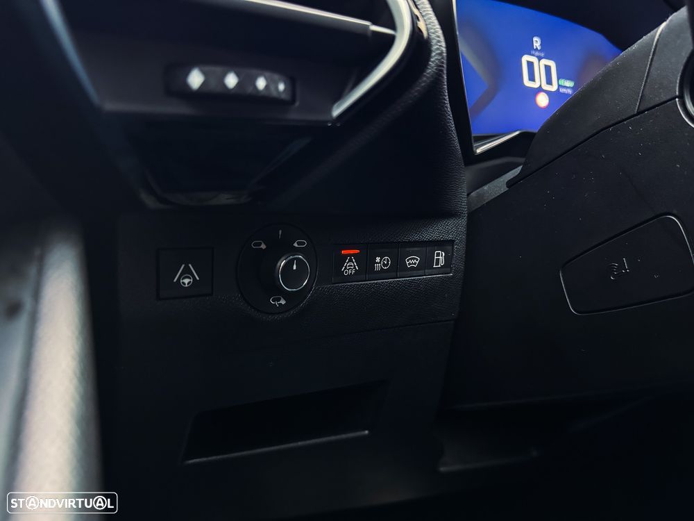 DS DS7 Crossback E-Tense Performance Line EAT8 - 14