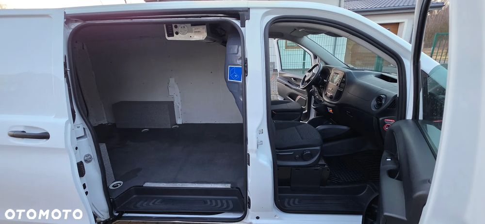 Mercedes-Benz VITO - 23