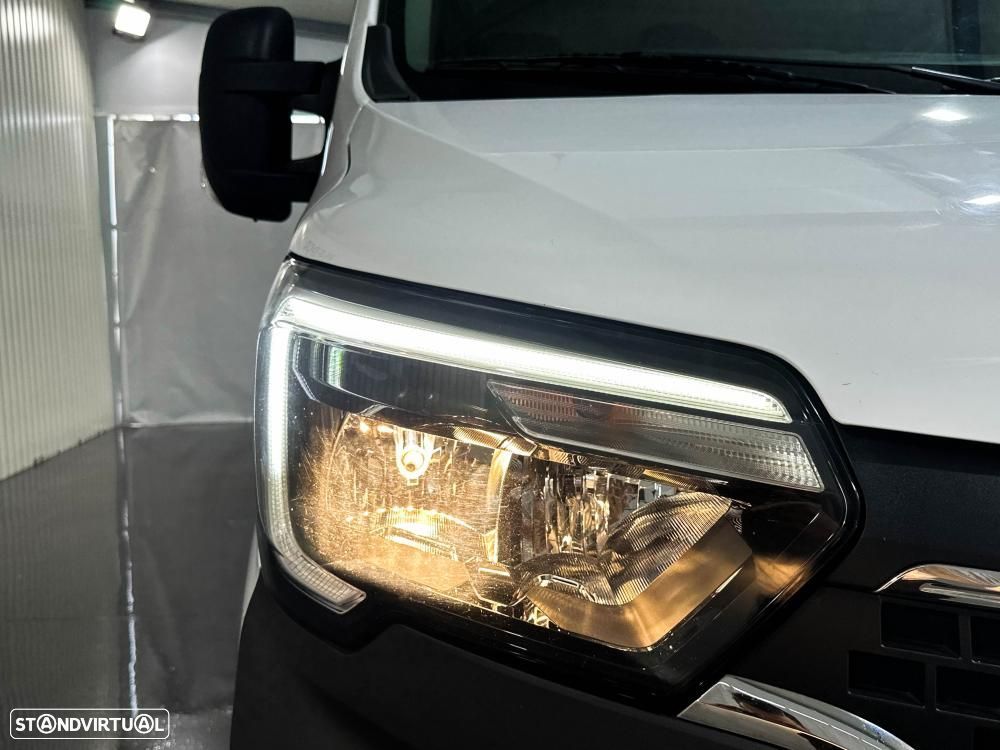 Renault Master L2H2 2.3 DCi 135cv Confort - 13