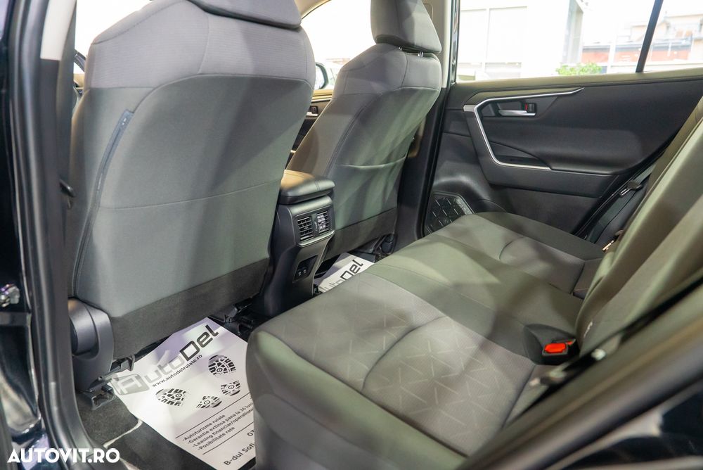Toyota RAV4 - 21
