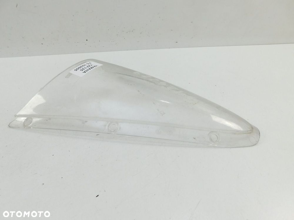 YAMAHA YZF 125 SZYBA - 3