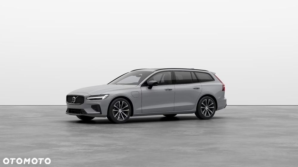 Volvo V60 T6 AWD Plug-In Hybrid Ultra Dark - 2