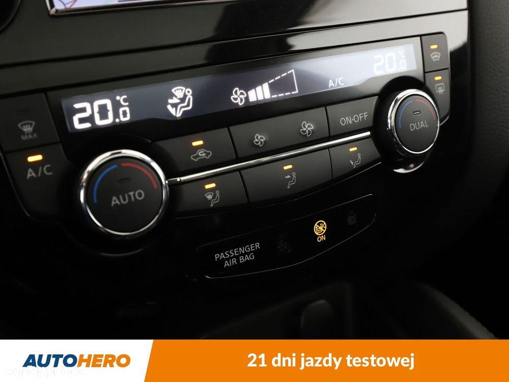 Nissan Qashqai 1.2 DIG-T Tekna - 23