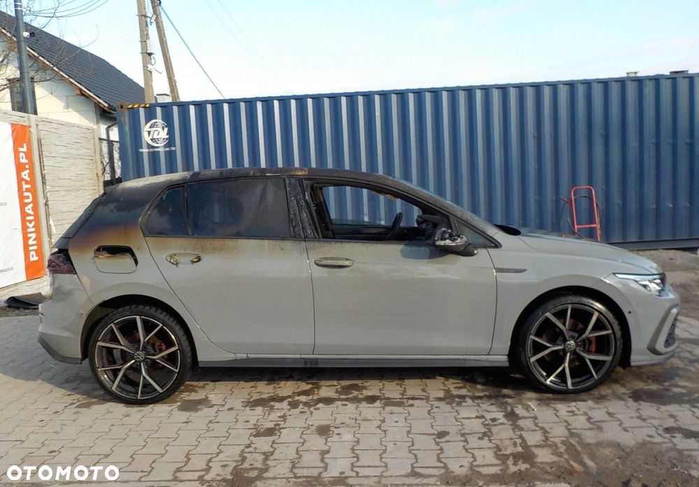 Volkswagen Golf - 13