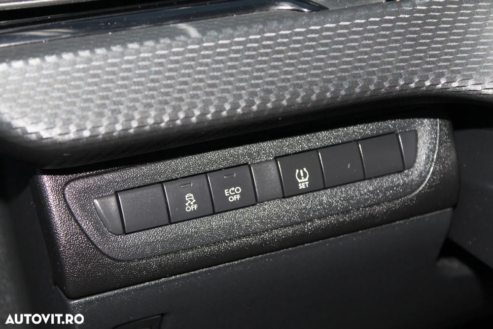 Peugeot 2008 1.6 e-HDi FAP STT Active - 18