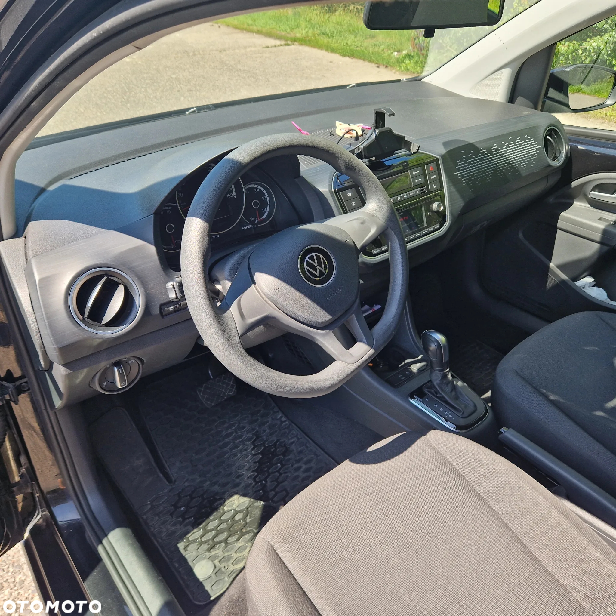 Volkswagen up! e-up - 9
