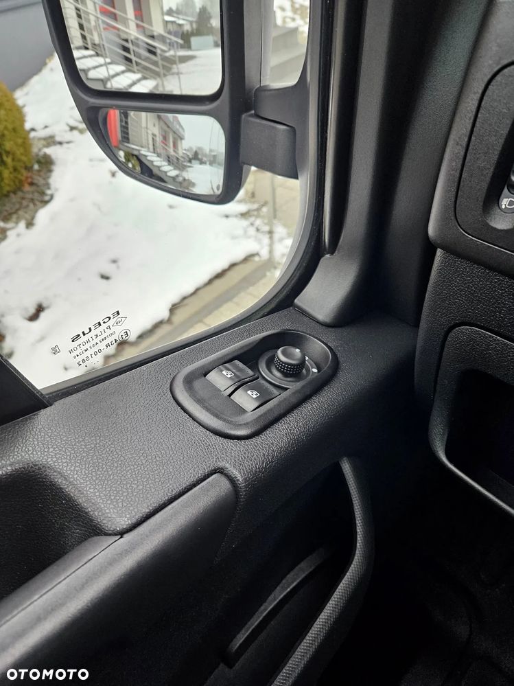 Renault Master L2H2 2.3dCi 130KM - 20