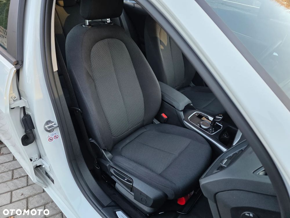 BMW Seria 1 118i Advantage - 15