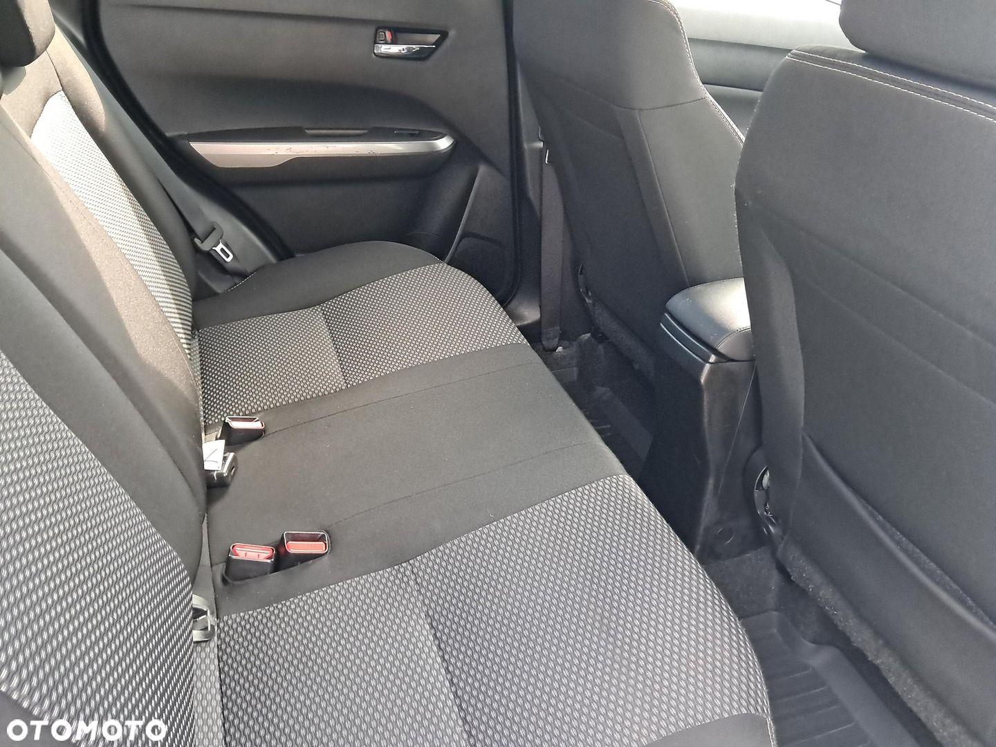 Suzuki Vitara 1.4 Boosterjet Premium 4WD - 24
