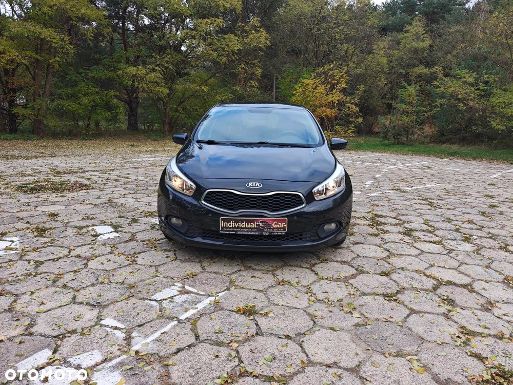 Kia Ceed 1.4 CVVT Attract plus - 6