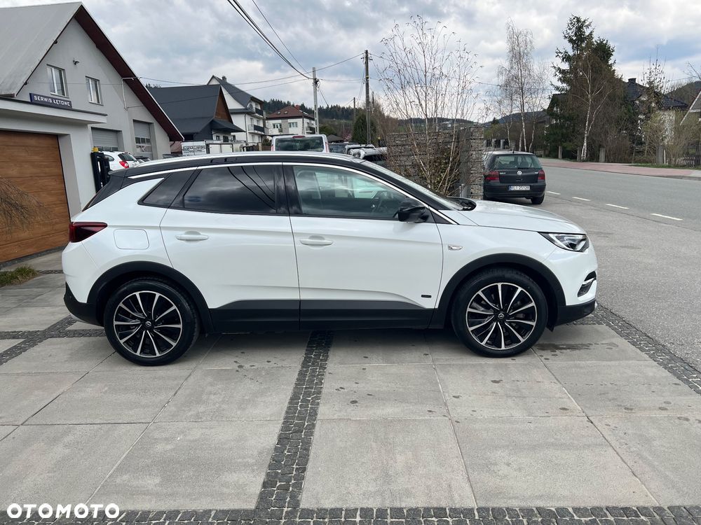 Opel Grandland X Plug-in-Hybrid4 1.6 DI Start/Stop Business Edition - 4