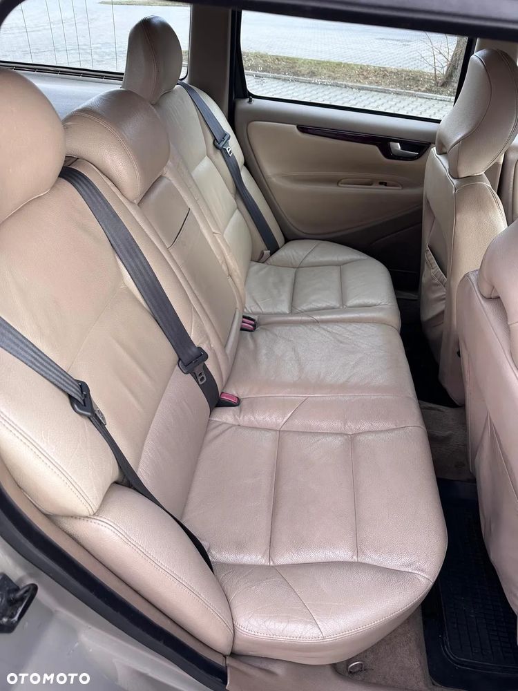 Volvo V70 - 4