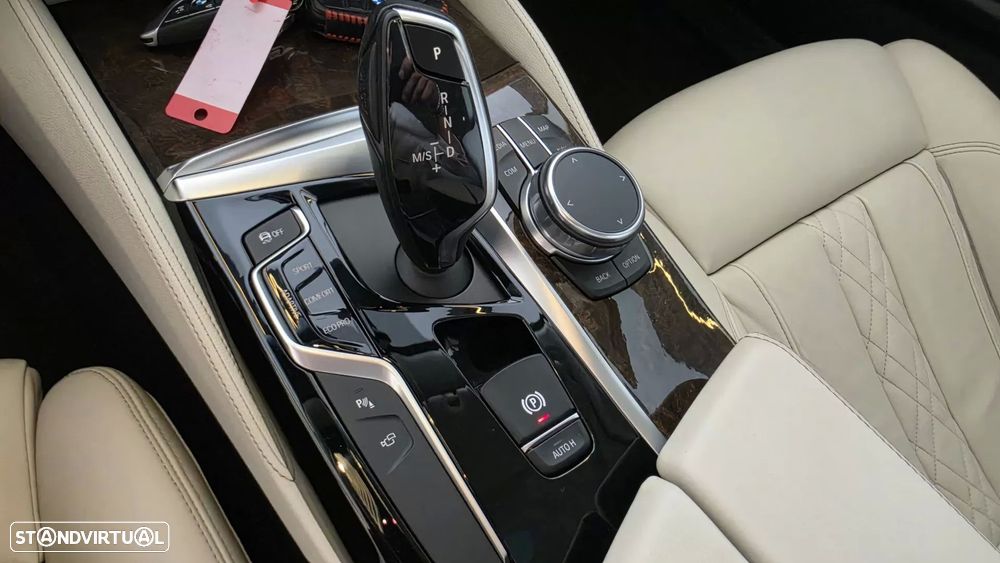 BMW 520 d Line Luxury Auto - 52
