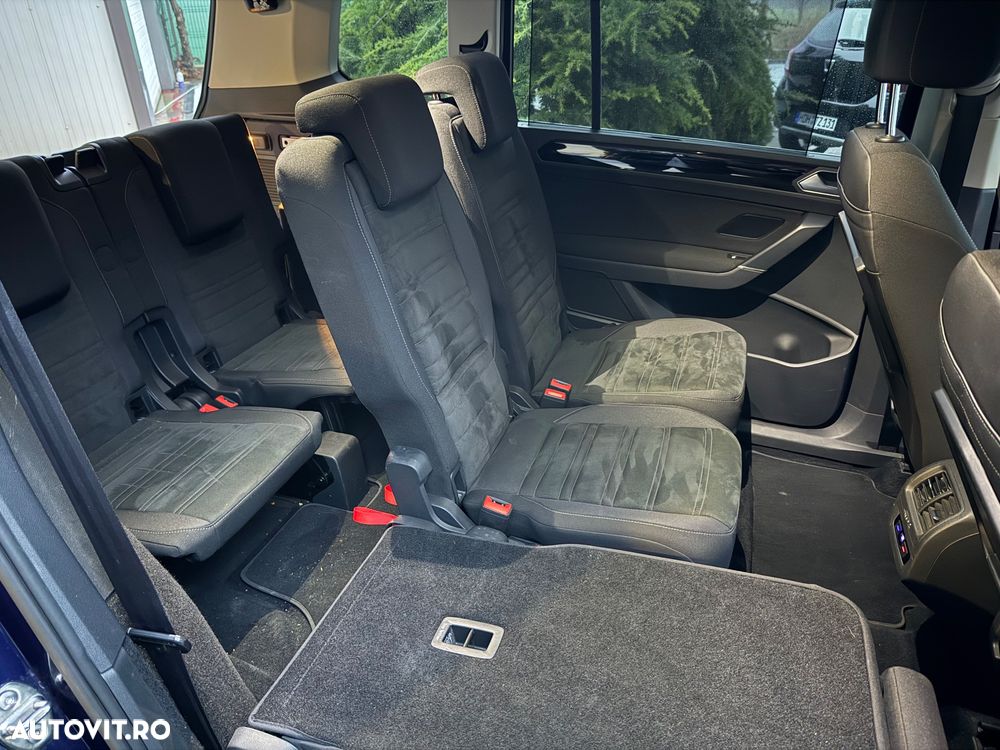 Volkswagen Touran 2.0 TDI SCR DSG Highline - 8