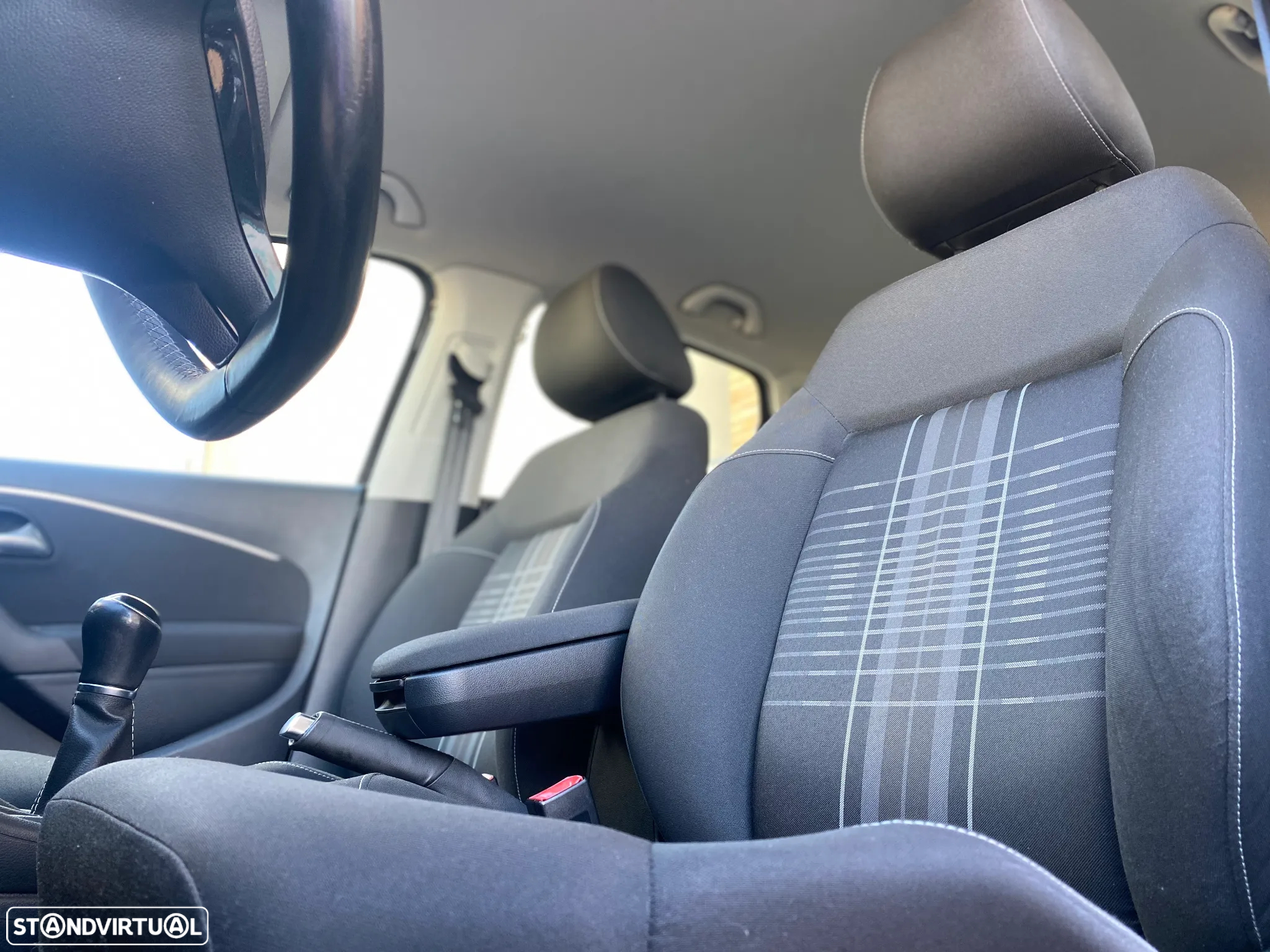 VW Polo 1.4 TDi Lounge - 15