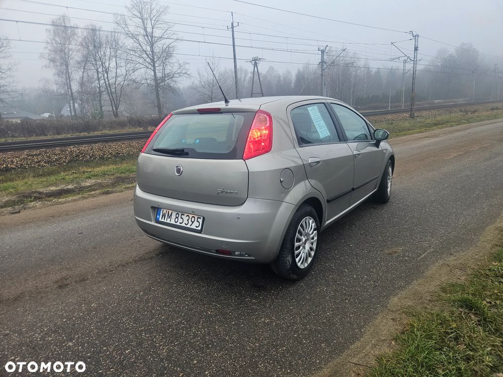 Fiat Grande Punto - 5