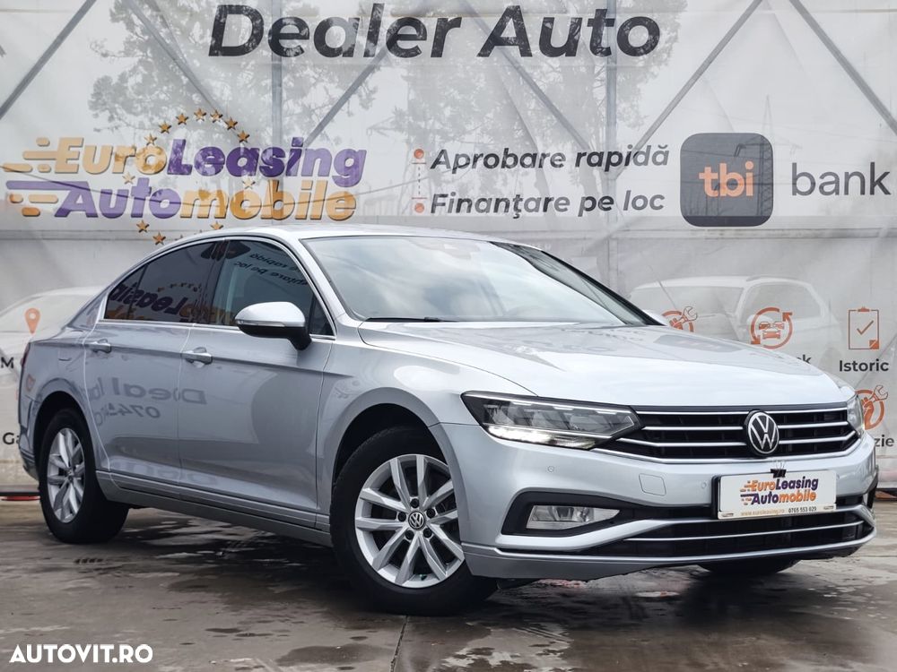 Volkswagen Passat - 1