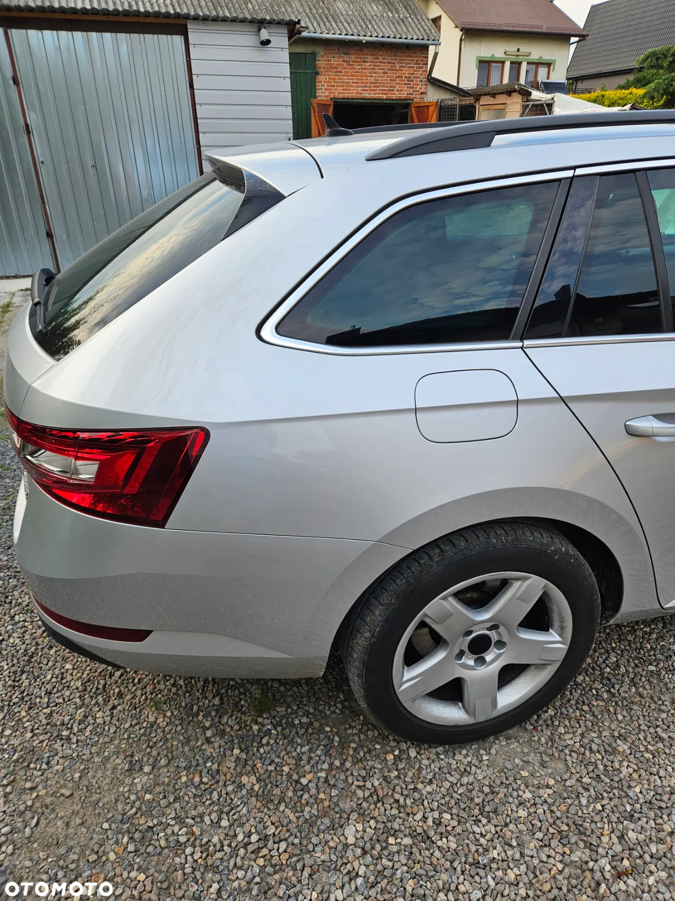 Skoda Superb 2.0 TDI 4x4 Ambition - 22