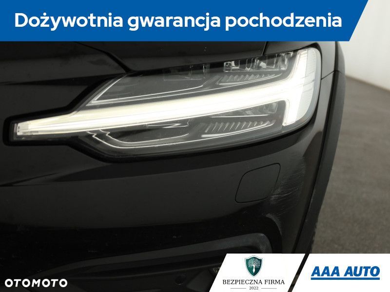 Volvo V60 Cross Country - 21