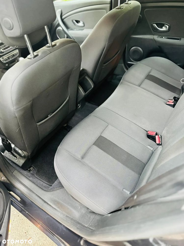 Renault Megane - 12