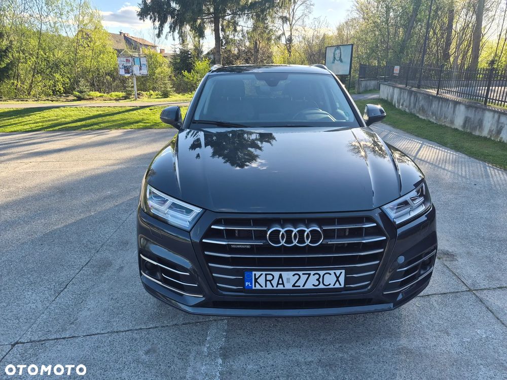 Audi Q5 - 1