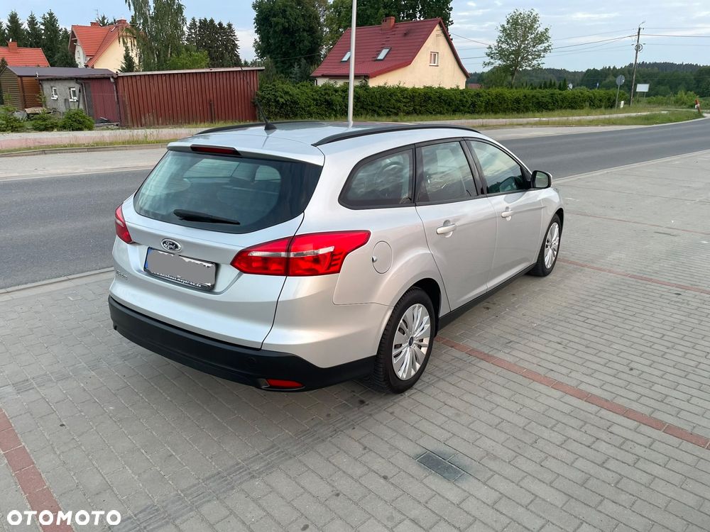 Ford Focus SW - 4