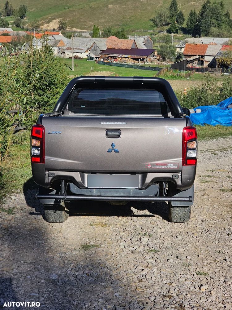 Mitsubishi L200 Double Cab M/T Invite - 4
