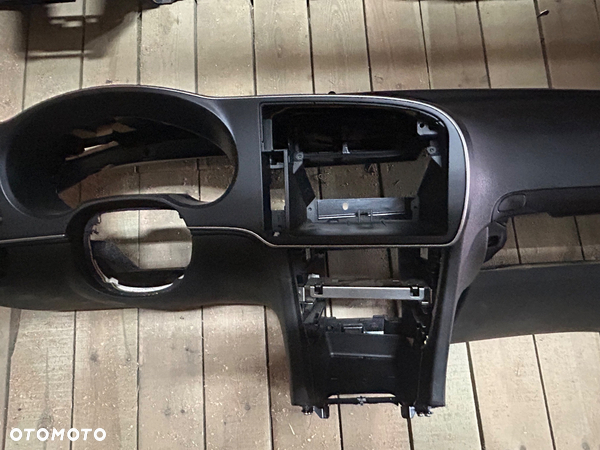 Saab 93 9-3 deska rozdzielcza konsola 08-11 LIFT