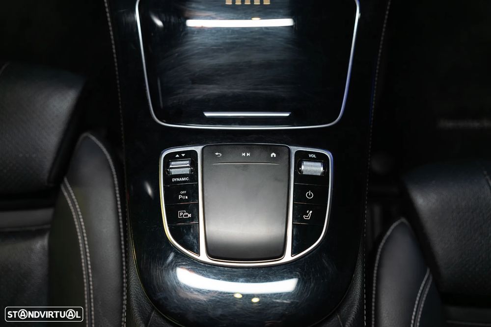 Mercedes-Benz E 300 - 29