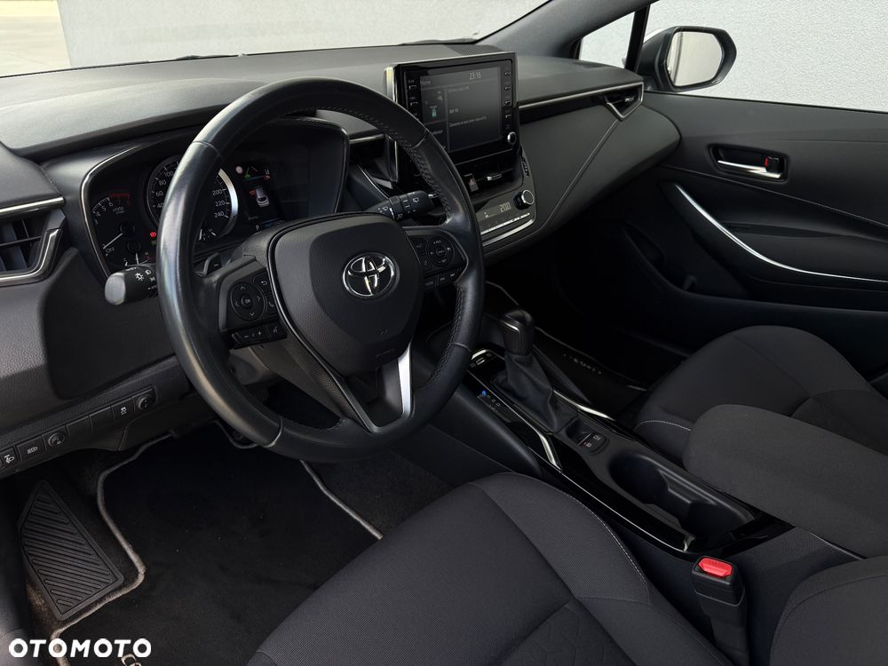Toyota Corolla 2.0 Hybrid Comfort - 18