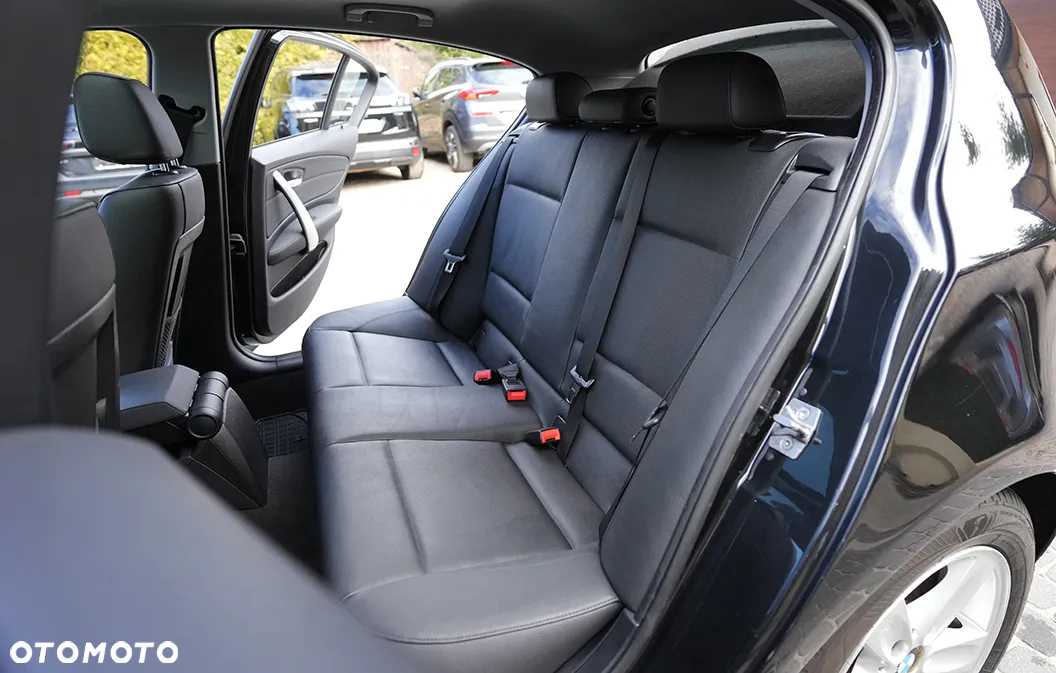 BMW Seria 1 120d DPF Edition Lifestyle - 33