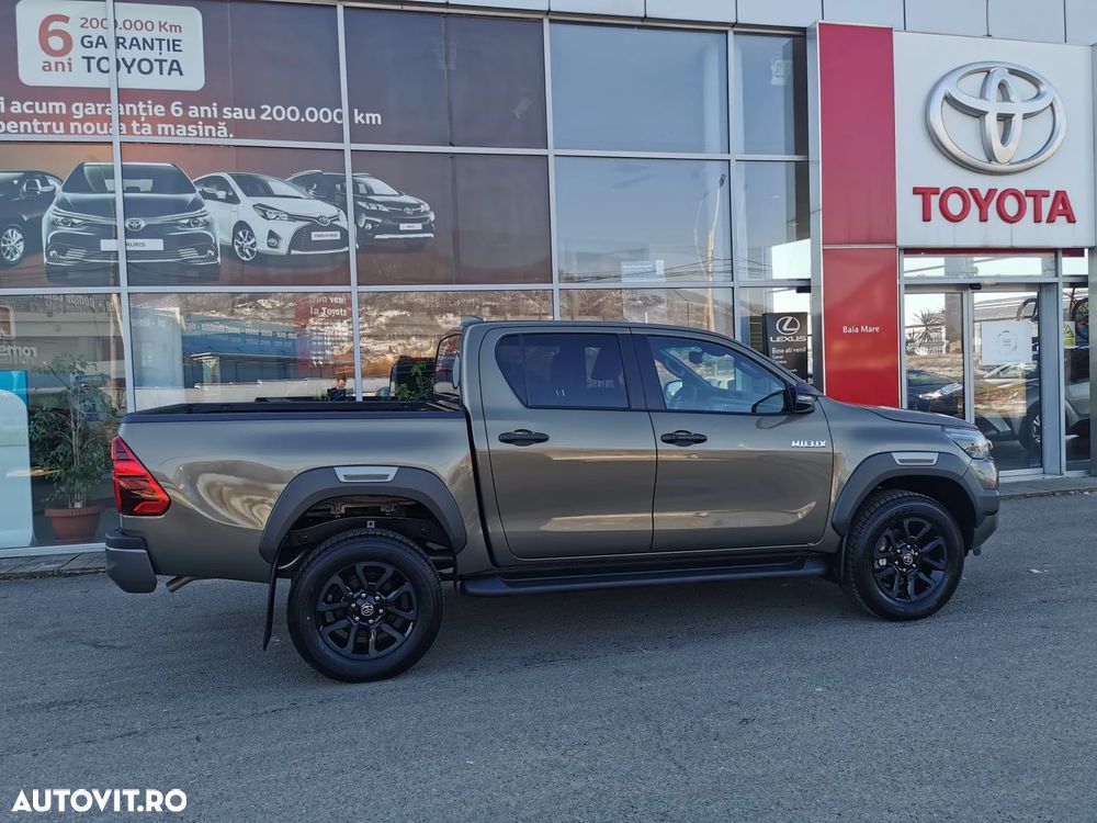 Toyota Hilux 2.8D 204CP 4x4 Double Cab AT Invincible - 11