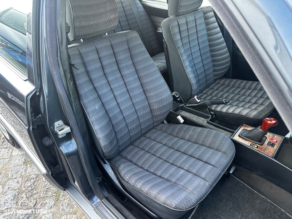 Mercedes-Benz W201 (1982-1993) 190 D 2.0 - 26