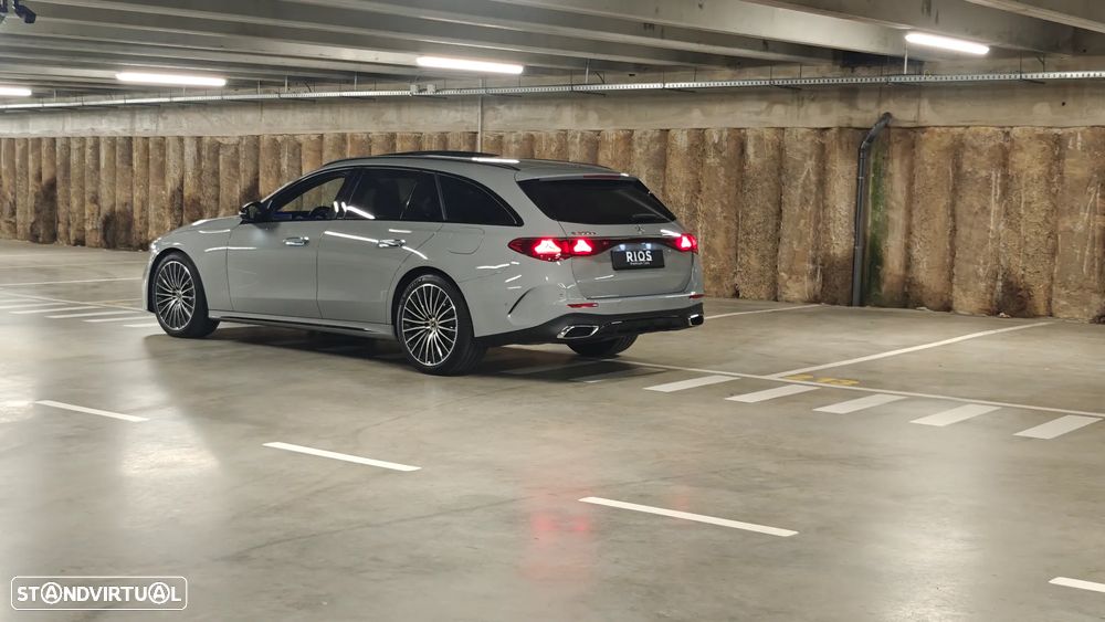 Mercedes-Benz E 300 Standard - 30