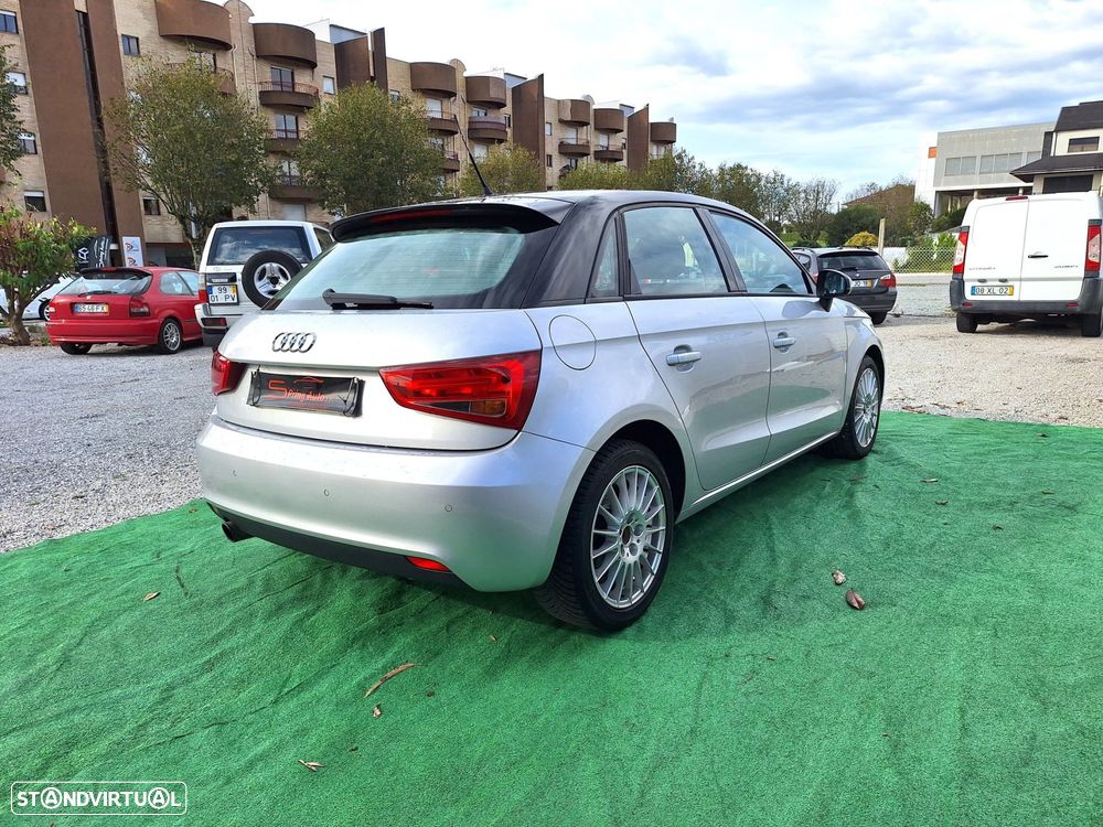 Audi A1 1.2 TFSI Attraction - 10