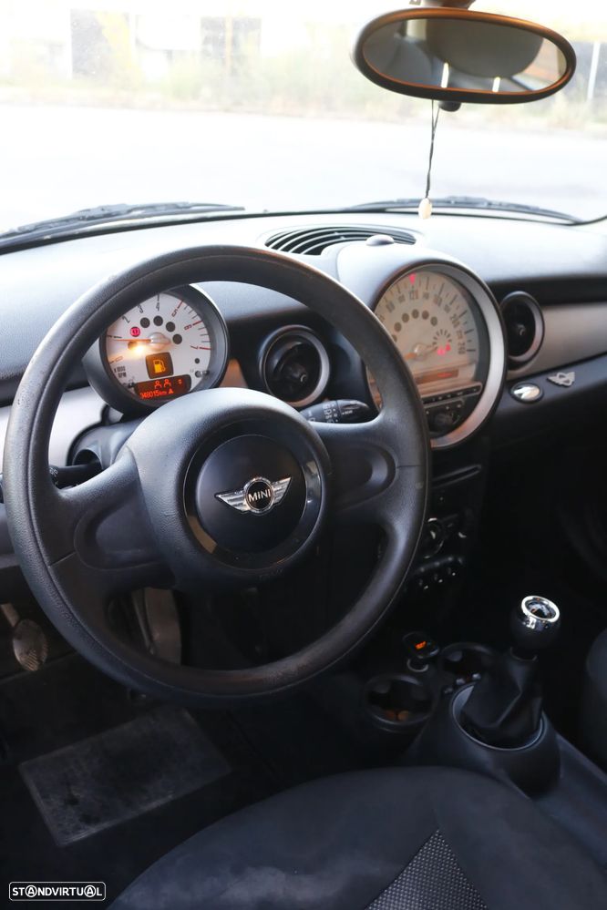 MINI 3 Portas - 11