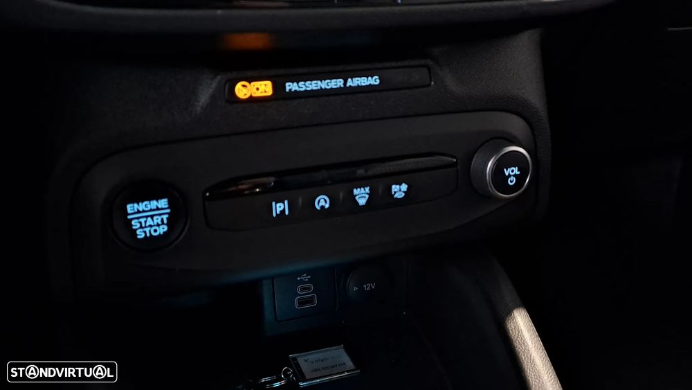 Ford Focus 1.0 EcoBoost MHEV ST-Line - 19
