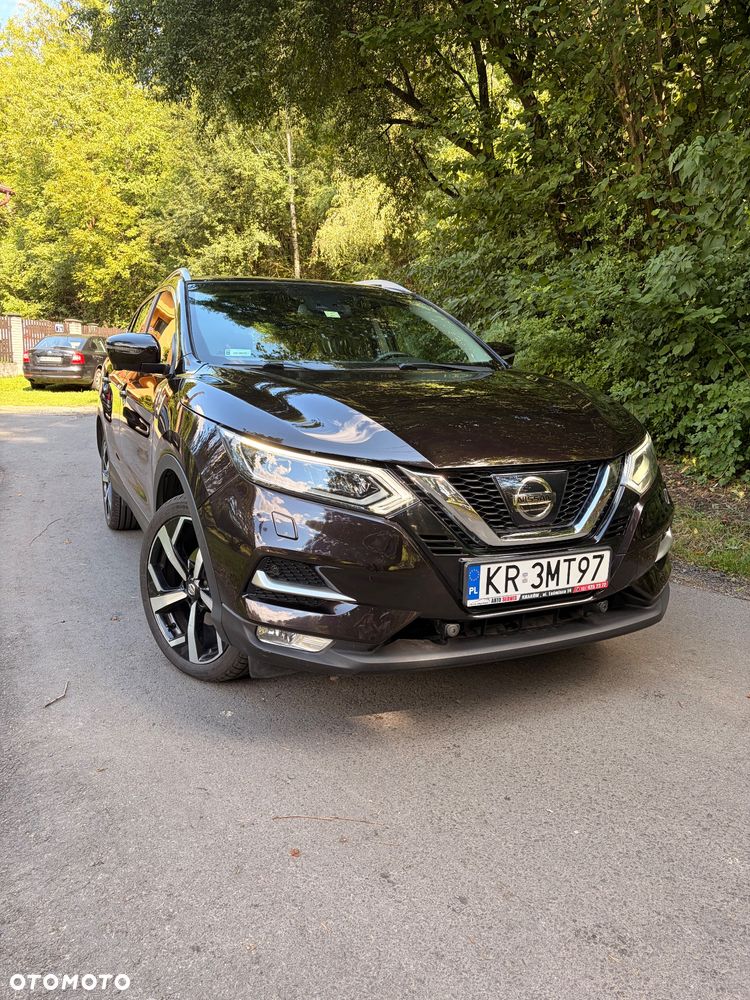 Nissan Qashqai 1.6 DIG-T Tekna - 1
