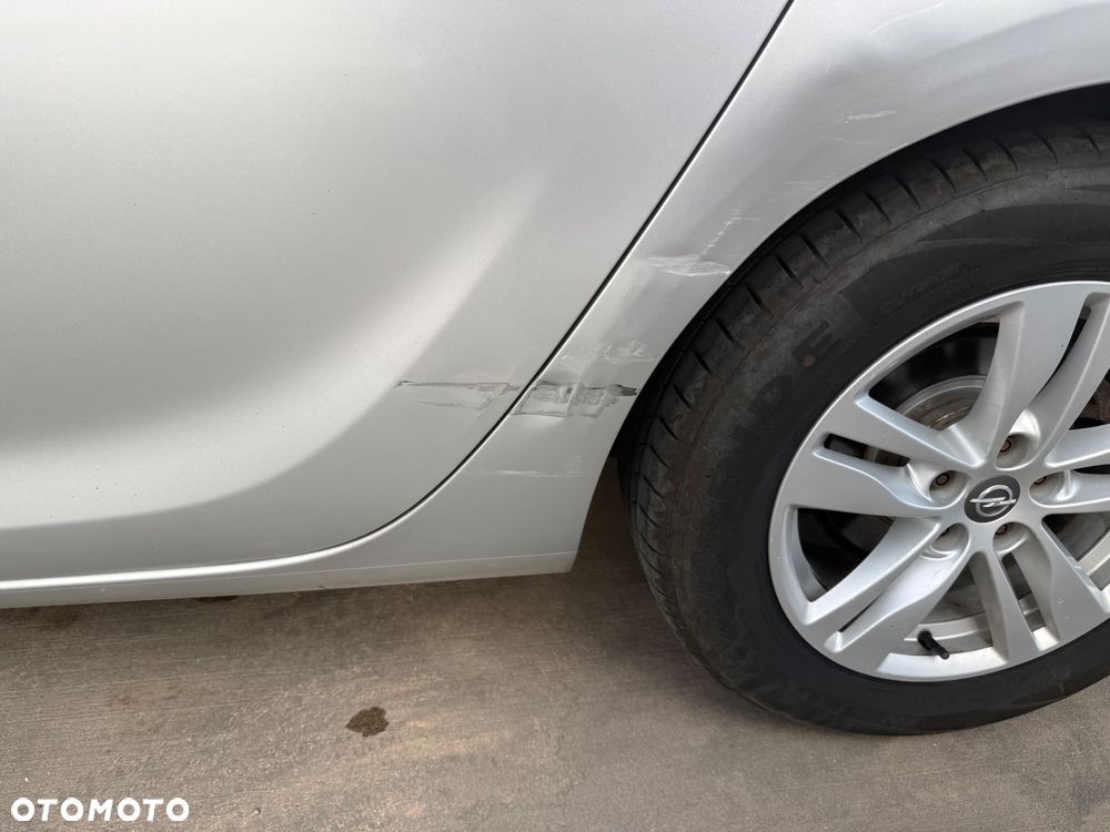 Opel Astra 1.4 Turbo - 8