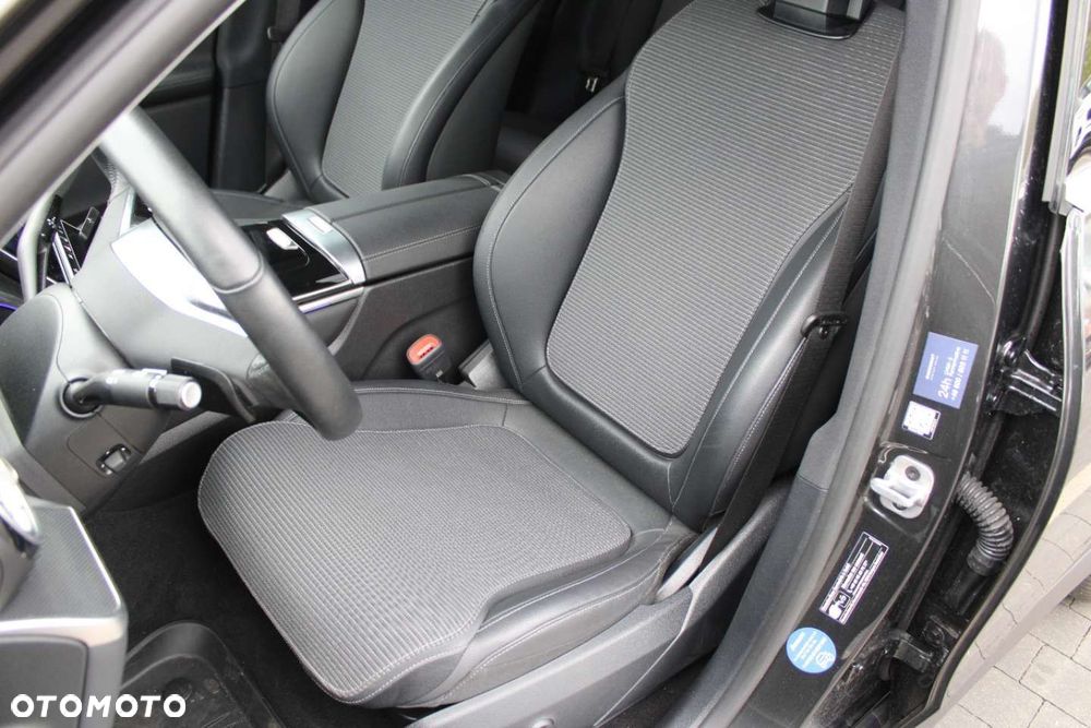 Mercedes-Benz GLC - 22