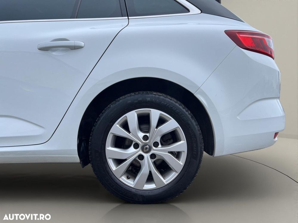 Renault Megane Grandtour TCe 140 GPF LIMITED - 33