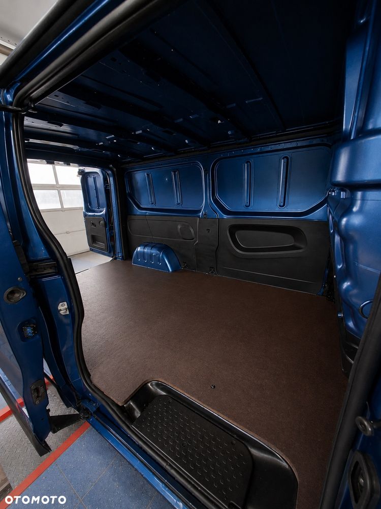 Renault Trafic - 7