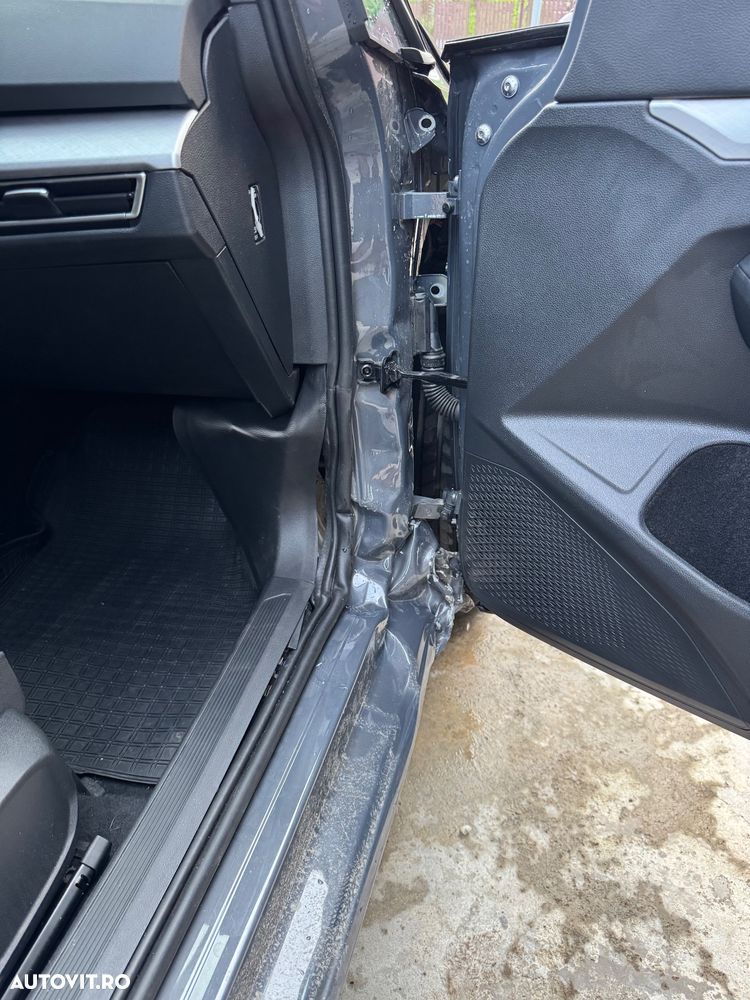 Volkswagen Golf 1.5 eTSI DSG MHEV Advanced - 13