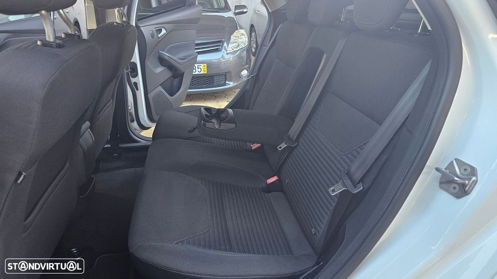 Ford Focus 1.5 TDCi Titanium - 12