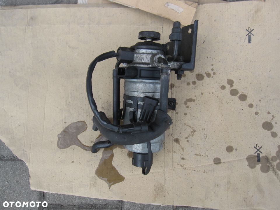 Mitsubishi Pajero 3,2DID pompka paliwa, obudowa, filtr paliwa - 4